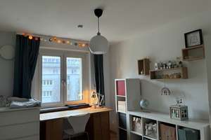 Attraktive 3-Zimmer-Wohnung mit Südbalkon in Pfersee-Nord (Augsburg) – Deutschenbaurstraße 29a, 86157 Pfersee-Nord, Augsburg – Vorschaubild 2