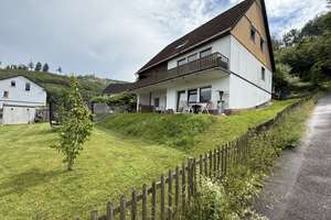 Großzügiges Einfamilienhaus mit tollem Garten in guter Wohnlage in Werdohl-Kleinhammer zu verkaufen! – Die vollständige Adresse der Immobilie erhältst du vom Anbieter., 58791 Werdohl – Vorschaubild 3