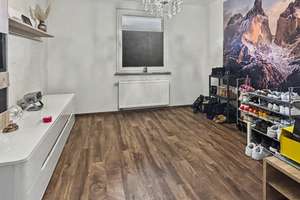 Vollsaniert zur Selbstnutzung– 7-Parteien-Haus nahe der Innenstadt von Gelsenkirchen – Die vollständige Adresse der Immobilie erhältst du vom Anbieter., 45881 Schalke, Gelsenkirchen – Vorschaubild 10