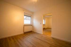 Klassischer Charme trifft Moderne: 7 Zimmer, Pool, Terrasse und flexible Nutzungsmöglichkeiten – Stützelstraße 13, 67069 Ludwigshafen am Rhein – Vorschaubild 12