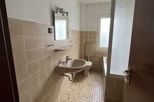 Duisburg Neudorf - 2 1/2 Zimmer Wohnung zum 01.06.2026 zu vermieten – Gellertstrasse 16, 47057 Neudorf-Nord, Duisburg – Vorschaubild 4