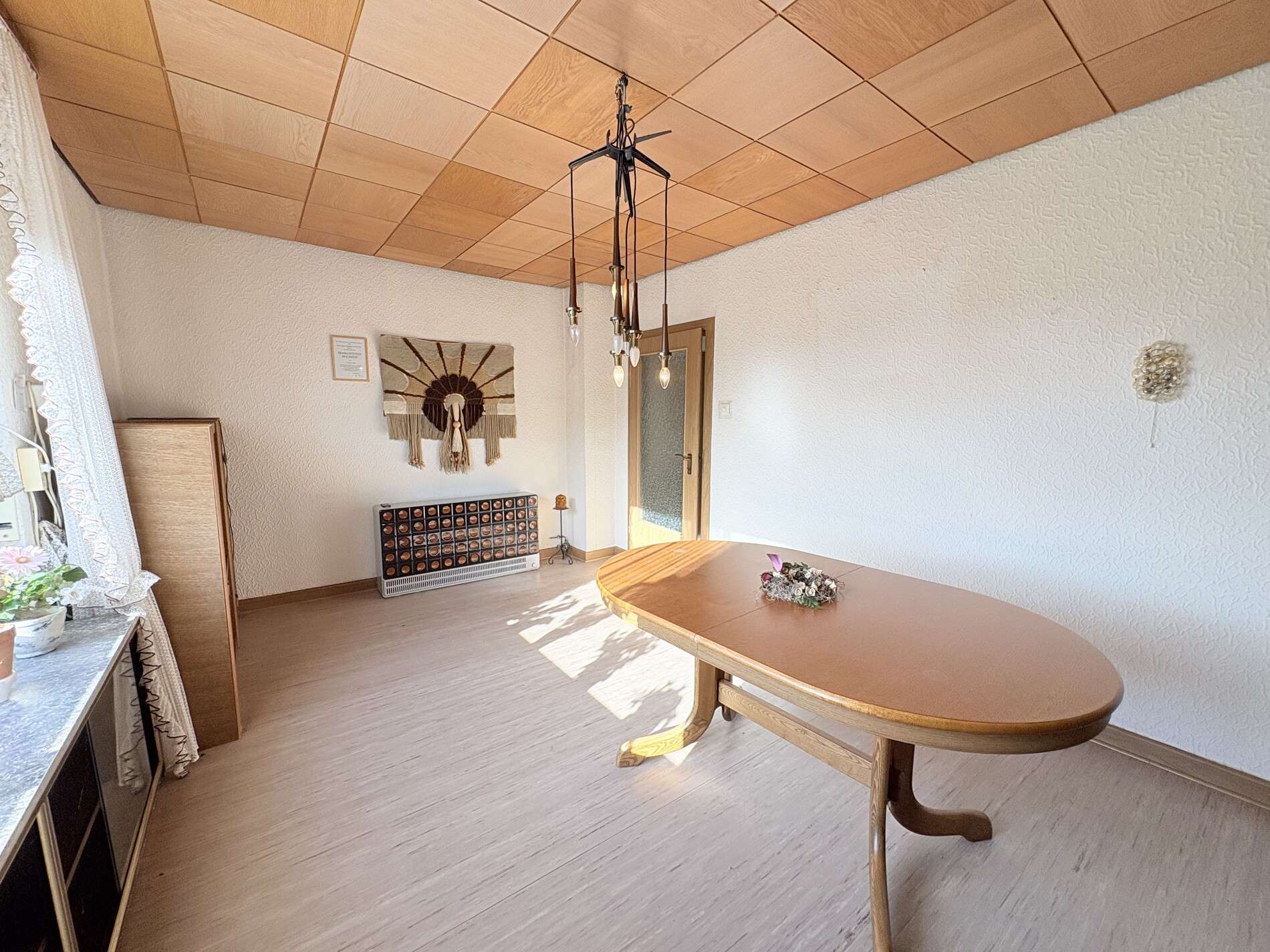 Immobilie in Fronhausen - Vielseitig nutzbar: Ein- bis Zweifamilienhaus mit großem Garten in Oberwalgern - Bild 6