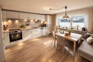 7 ZIMMER, GROßER GARTEN, RUHIGE LAGE – Die vollständige Adresse der Immobilie erhältst du vom Anbieter., 34582 Borken (Hessen) – Vorschaubild 4