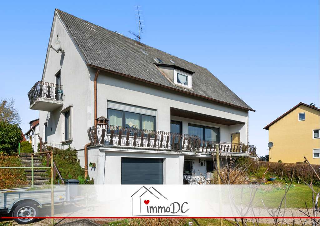 Immobilie in Maxhütte-Haidhof - Einfamilienhaus mit 177m² Wfl. und Garten in ruhiger Lage - Bild 0