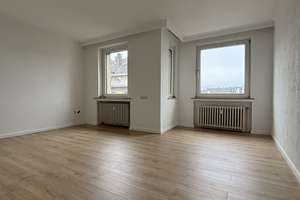 Charmante 3-Zimmer-Wohnung mit Balkon & Einbauküche im Herzen von Düsseldorf-Golzheim