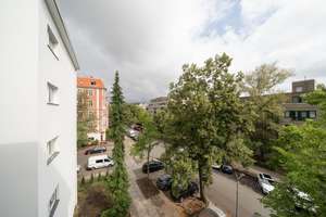 Erstbezug nach Kernsanierung | Modernes City-Apartment mit französischem Balkon und Schlafnische – Durlacher Straße 23, 10715 Wilmersdorf, Berlin – Vorschaubild 12