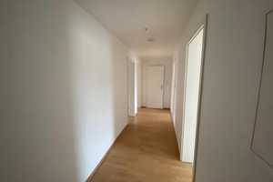 Schöne & günstige 3-Zimmer-Wohnung in der Innenstadt – Rheinstr. 60, 65185 Wiesbaden – Vorschaubild 6