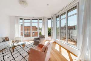 Über den Dächern des Bötzowviertels Ein Zuhause mit Licht, Ruhe und besonderer Energie – Die vollständige Adresse der Immobilie erhältst du vom Anbieter., 10407 Prenzlauer Berg, Berlin – Vorschaubild 4