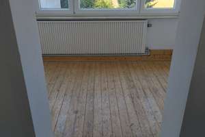 Frisch renovierte 2,5 Zimmer-Wohnung  – Die vollständige Adresse der Immobilie erhältst du vom Anbieter., 60437 Kalbach-Riedberg, Frankfurt am Main – Vorschaubild 2
