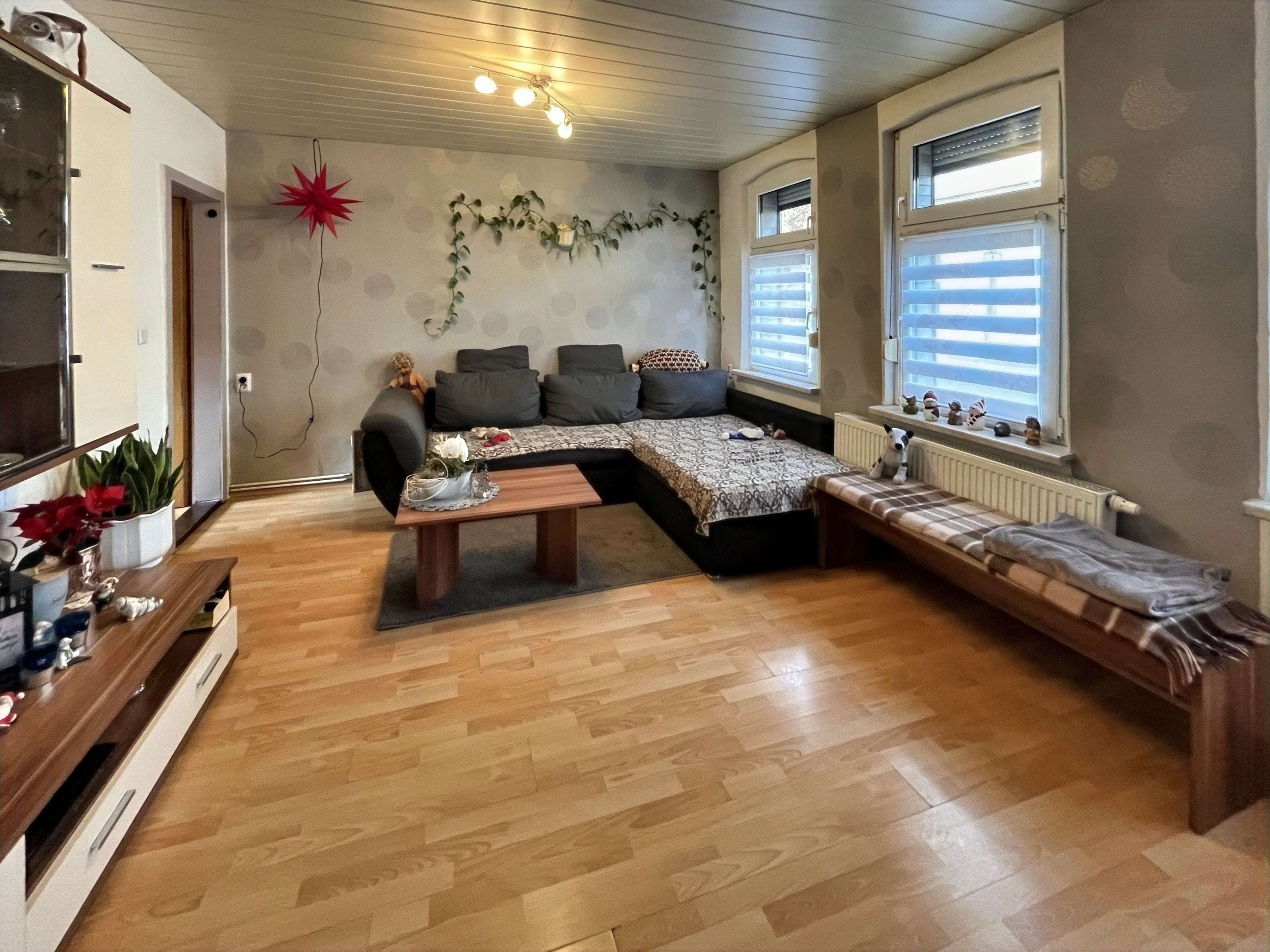 Immobilie in Oschersleben - Großzügiges Einfamilienhaus mit viel Platz für die Familie! - Bild 0