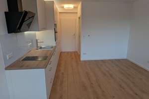 Design-Erstbezug in Derendorf: Kernsaniertes High-Tech-Apartment mit Süd-Ost-Balkon – Bülowstraße 15, 40476 Derendorf, Düsseldorf – Vorschaubild 3