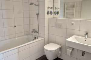 Schöne 3,5 Zimmer Wohnung in zentraler Lage (2 Badezimmer im Jahr 2016 modernisiert) – Niehler Straße 296, 50735 Niehl, Köln – Vorschaubild 8