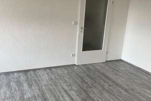 renovierte 3-Zimmer Wohnung mit Balkon und Gartenblick im Hochschulviertel. – Roggenkamp 9 1, 58095 Hochschulviertel, Hagen – Vorschaubild 23