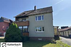 Attraktives Dreifamilienhaus mit 8 Garagenstellplätzen in Bodenburg – Hildesheim (Kreis) – Vorschaubild 1