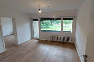 Top renovierte 2 Zimmer Wohnung im Erdgeschoss mit Balkon! – Kempener Allee 162, 47803 Krefeld – Vorschaubild 1