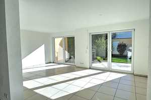 GAUTING-KÖNIGSWIESEN: DOPPELTER VORTEIL: IHR NEUES ZUHAUSE MIT MIETRENDITE! – Starnberg (Kreis) – Vorschaubild 2
