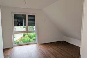 Schöne 3-Zimmer Dachgeschosswohnung in Heilbronner Kernstadt – Stielerstr. 50, 74076 Heilbronn, Heilbronn – Vorschaubild 4