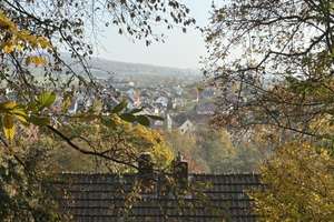 Charmantes Einfamilienhaus in idyllischer Hanglage von Baunatal – Die vollständige Adresse der Immobilie erhältst du vom Anbieter., 34255 Baunatal – Vorschaubild 2