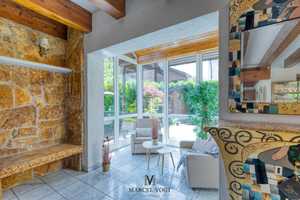 Wohnoase mit Stil: Doppelhaushälfte mit Wintergarten, Pool & Garage – Esslingen (Kreis) – Vorschaubild 2