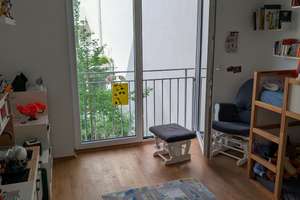 Helle 4 Zimmer Helle 4 Zimmer  Wohnung - Loggia mit Ausblick über ruhigen grünen Innenhof – Watzmannstraße 4, 81541 Obergiesing, München – Vorschaubild 9