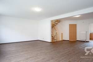 Moderne Doppelhaushälfte mit großem Eckgrundstück und herrlicher Sicht auf die Felder Vilseck´s – Die vollständige Adresse der Immobilie erhältst du vom Anbieter., 92249 Vilseck – Vorschaubild 9