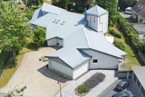 Villenartiges Einfamilienanwesen auf weitläufigem Gartengrundstück!