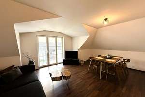 3-Zimmer-Dachgeschosswohnung mit Küche und Balkon in Ingolstadt Süd – Die vollständige Adresse der Immobilie erhältst du vom Anbieter., 85051 Münchener Straße, Ingolstadt – Vorschaubild 3