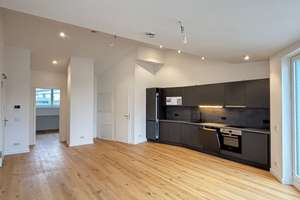 Charmante Dachgeschosswohnung in Berlin-Mitte – Wöhlertstr. 1, 10115 Mitte (Ortsteil), Berlin – Vorschaubild 3