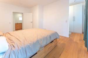 Hochwertig kernsanierte 3-Zimmer-Wohnung mit zwei Balkonen und Garage am Mulang – 34131 Bad Wilhelmshöhe, Kassel – Vorschaubild 8