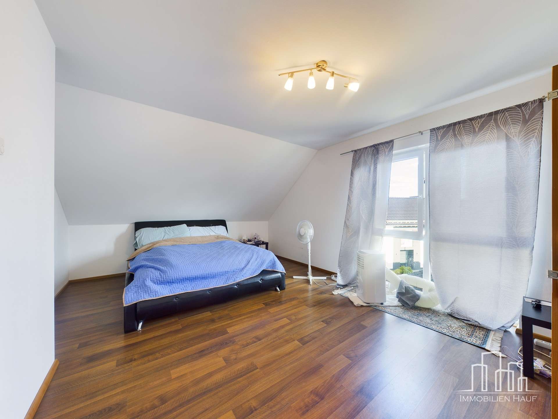 Immobilie in Weilerbach - Weilerbachs Wohnjuwel - Platz, Stil, Perspektive! - Bild 3