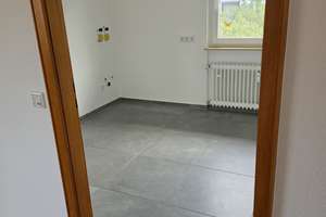 Tolle  4 Zimmer Wohnung in Heidelberg  /  Handschuhsheim in bester  ruhiger Lage mit großem Balkon  – Hilzweg 27, 69121 Handschuhsheim, Heidelberg – Vorschaubild 3