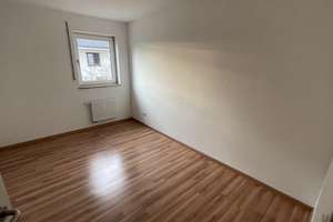 Etagenwohnung mit 3 Zimmern in Regensburg Burgweinting – Die vollständige Adresse der Immobilie erhältst du vom Anbieter., 93055 Burgweinting-Harting, Regensburg – Vorschaubild 12