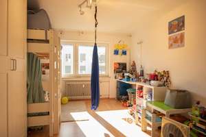 Gepflegte 3-Zimmer-Wohnung mit zwei Balkonen und Garage in FR-Zähringen – 79108 Zähringen, Freiburg im Breisgau – Vorschaubild 4