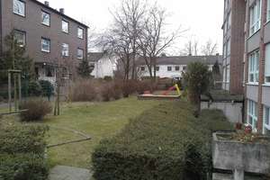 Sehr schöne und gut aufgeteilte 2 1/2 Raum Dachgeschosswohnung – Kriemhildstr. 17, 45892 Resse, Gelsenkirchen – Vorschaubild 2