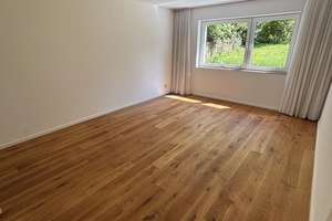 Exklusive 2,5‑Zimmer‑Wohnung mit großer Terrasse & Stellplatz