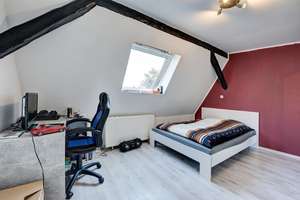 zentrale, große 4 Zimmerwohnung über 2 Etagen in Solingen – Bismarckstraße 16, 42659 Solingen-Mitte, Solingen – Vorschaubild 11