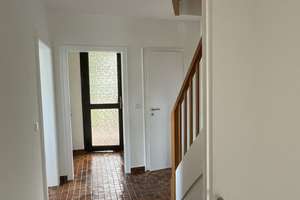 Ideal für eine Familie mit Freude am Garten in diesem renovierten Endreihenhaus in Norderstedt – Steindamm 30 a, 22844 Norderstedt – Vorschaubild 2