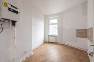 Attraktives Apartment: Bezugsfreie Wohnung, modernes Tageslicht-Badezimmer, lichtdurchflutet & hell – Rennbahnstrasse 25, 13086 Weißensee, Berlin – Vorschaubild 4