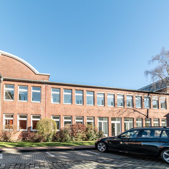 Ausbau nach Mieterwunsch! Stellplätze vorhanden | hervorragende Lage | RUHR REAL