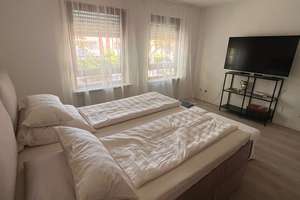 Geräumiges Reihenhaus mit vier Zimmern und Einbauküche in München – Die vollständige Adresse der Immobilie erhältst du vom Anbieter., 81245 Altaubing, München – Vorschaubild 6