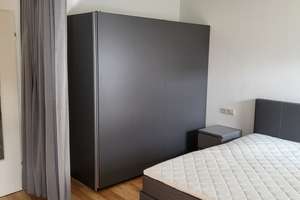 Geschmackvolle voll möblierte 2-Raum-Wohnung mit Balkon und EBK in Heilbronn