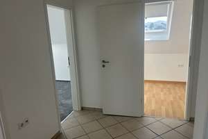 Sonnige Dachgeschosswohnung in Brackwede – Die vollständige Adresse der Immobilie erhältst du vom Anbieter., 33647 Brackwede, Bielefeld – Vorschaubild 8