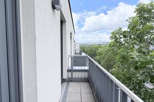 Moderne 2-Zimmer-Wohnung mit Balkon, EBK und Weitblick – Konrad-Adenauer-Ring 1, 65187 Rheingauviertel / Hollerborn, Wiesbaden – Vorschaubild 4