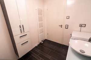 Möblierte 2-Zi.-Wohnung mit Balkon & TG zentral und ruhig – Rathausgasse 34, 81241 Pasing, München – Vorschaubild 17