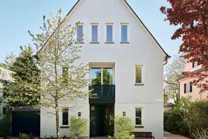 zeitlose Architektenvilla in der Villenkolonie I – stilvolles Familiendomizil in bester Lage von P – Peter-Vischer-Straße 7, 81245 Neupasing, München – Vorschaubild 5