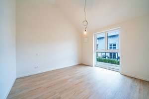 Exklusives Reihenhaus: Großzügig, modern & energieeffizient – Die vollständige Adresse der Immobilie erhältst du vom Anbieter., 74177 Bad Friedrichshall – Vorschaubild 10