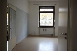 ALTBAUWOHNUNG MIT CHARME! Platz für eine ganze Familie! – Nelkenstraße 9, 76137 Weststadt, Karlsruhe – Vorschaubild 3