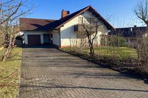 Einfamilien-Wohnhaus mit Einliegerwohnung in bester Lage zu verkaufen ! – Die vollständige Adresse der Immobilie erhältst du vom Anbieter., 36088 Hünfeld – Vorschaubild 3