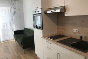 Exklusive neuwertige 1-Zimmer-Wohnung (Bj. 201 9), möbliert mit Einbauküche!