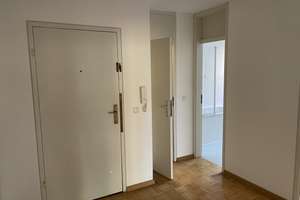 Schöne und großzügige 2 Zimmerwohnung Neuhausenn – Ferdinand-Mariastr. 6a, 80639 Nymphenburg, München – Vorschaubild 2